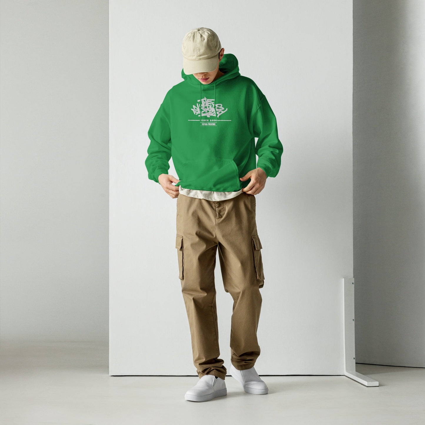 Sweat à capuche The Needles Factory Pivoine graphique Free Shipping - The Needles Factory