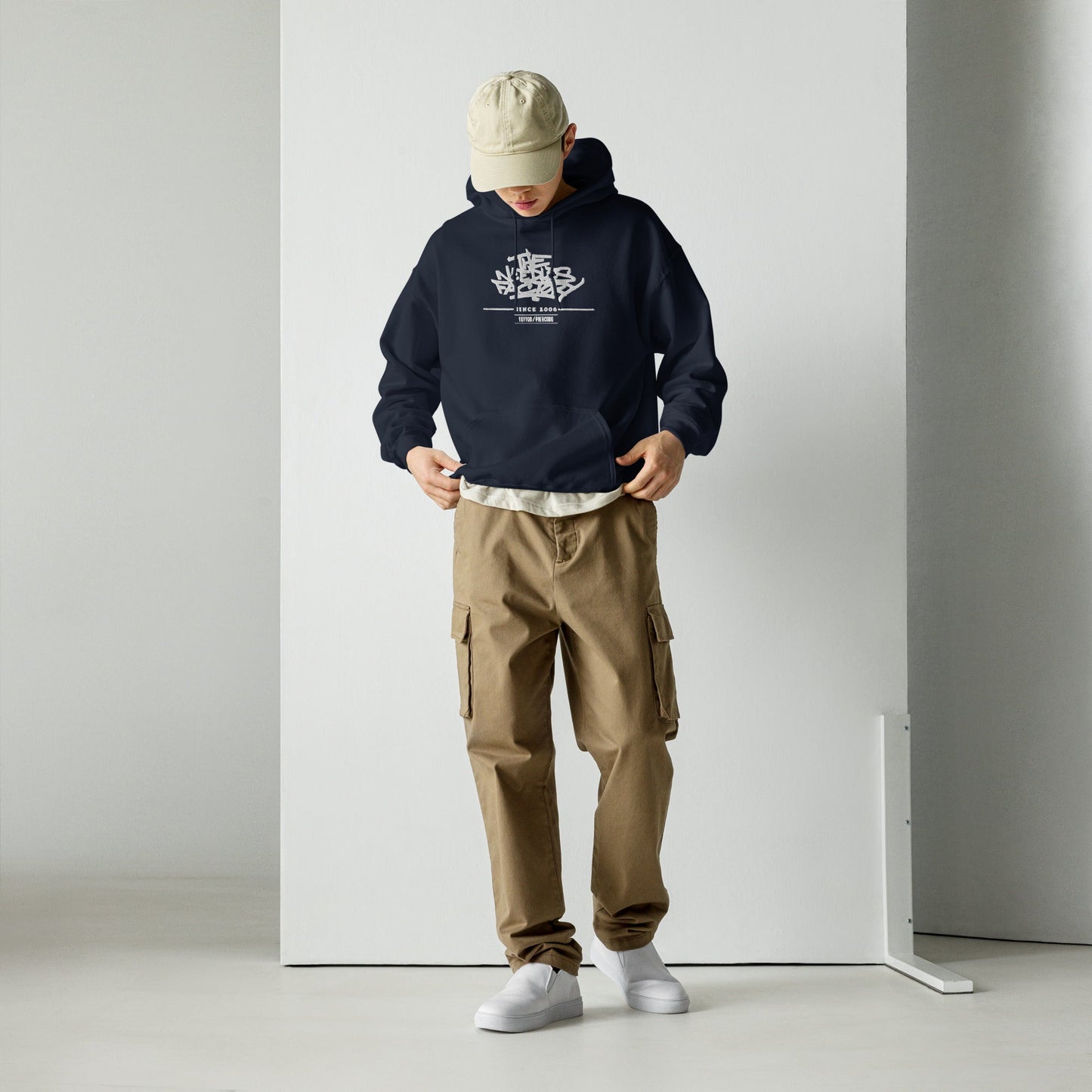 Sweat à capuche The Needles Factory Pivoine graphique Free Shipping - The Needles Factory