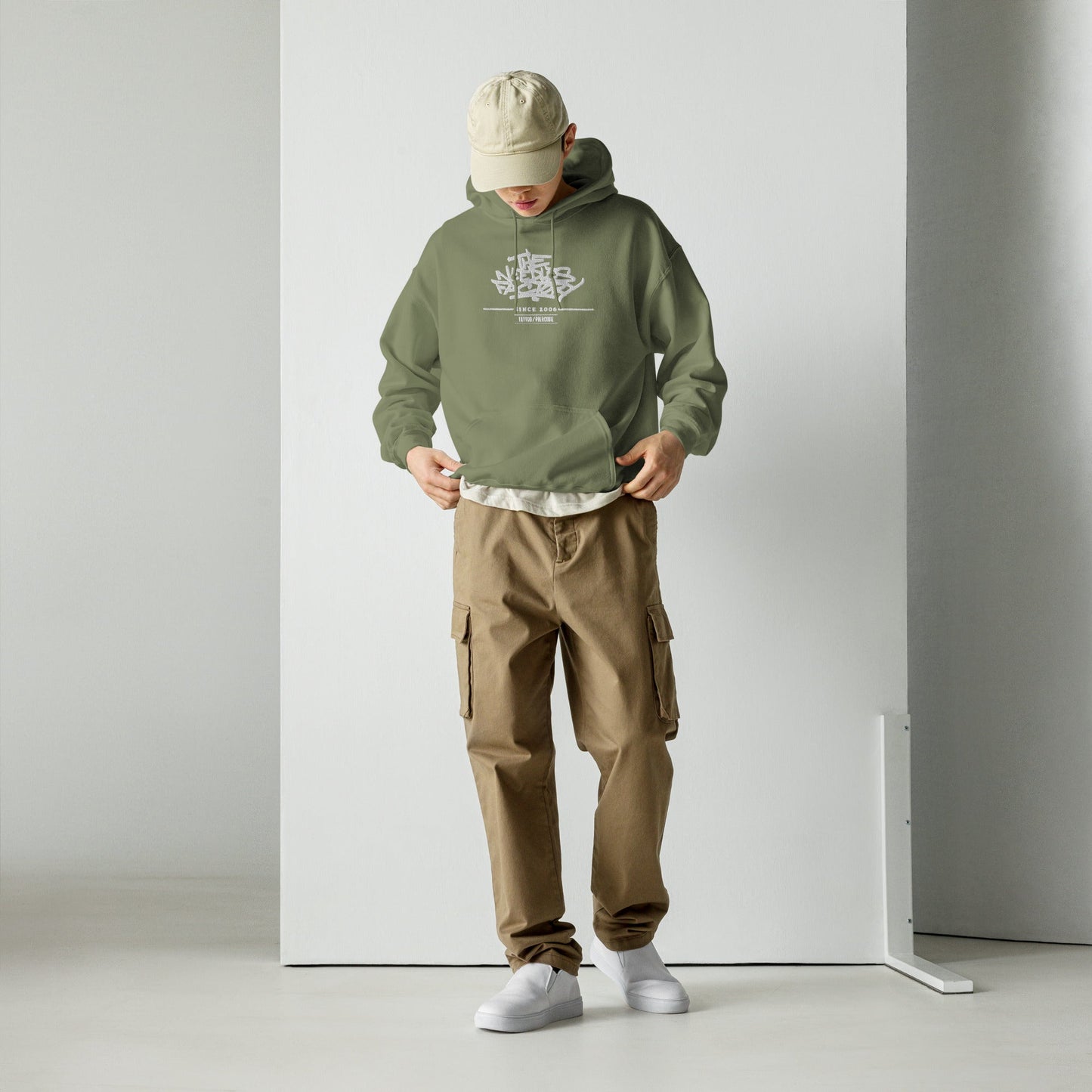 Sweat à capuche The Needles Factory Pivoine graphique Free Shipping - The Needles Factory